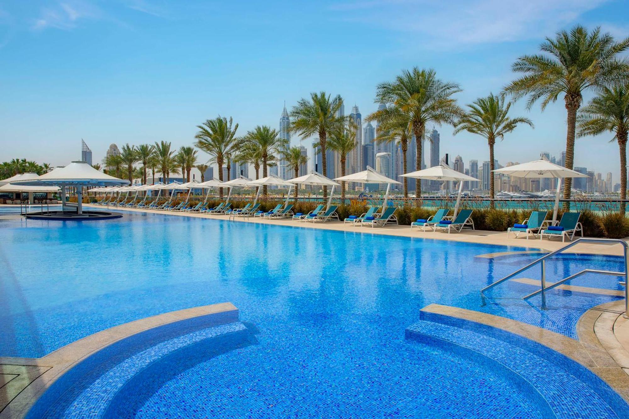 Hilton Dubai Palm Jumeirah Exterior photo