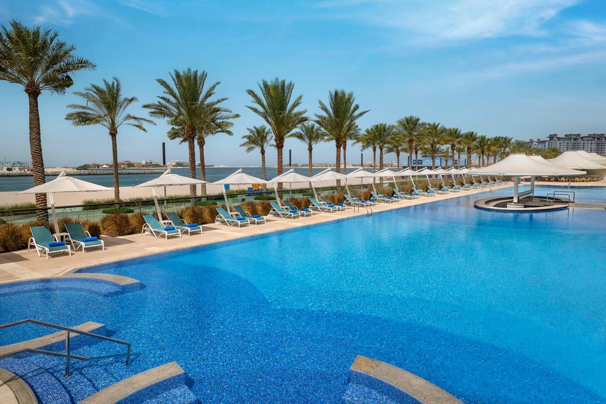 Hilton Dubai Palm Jumeirah Exterior photo