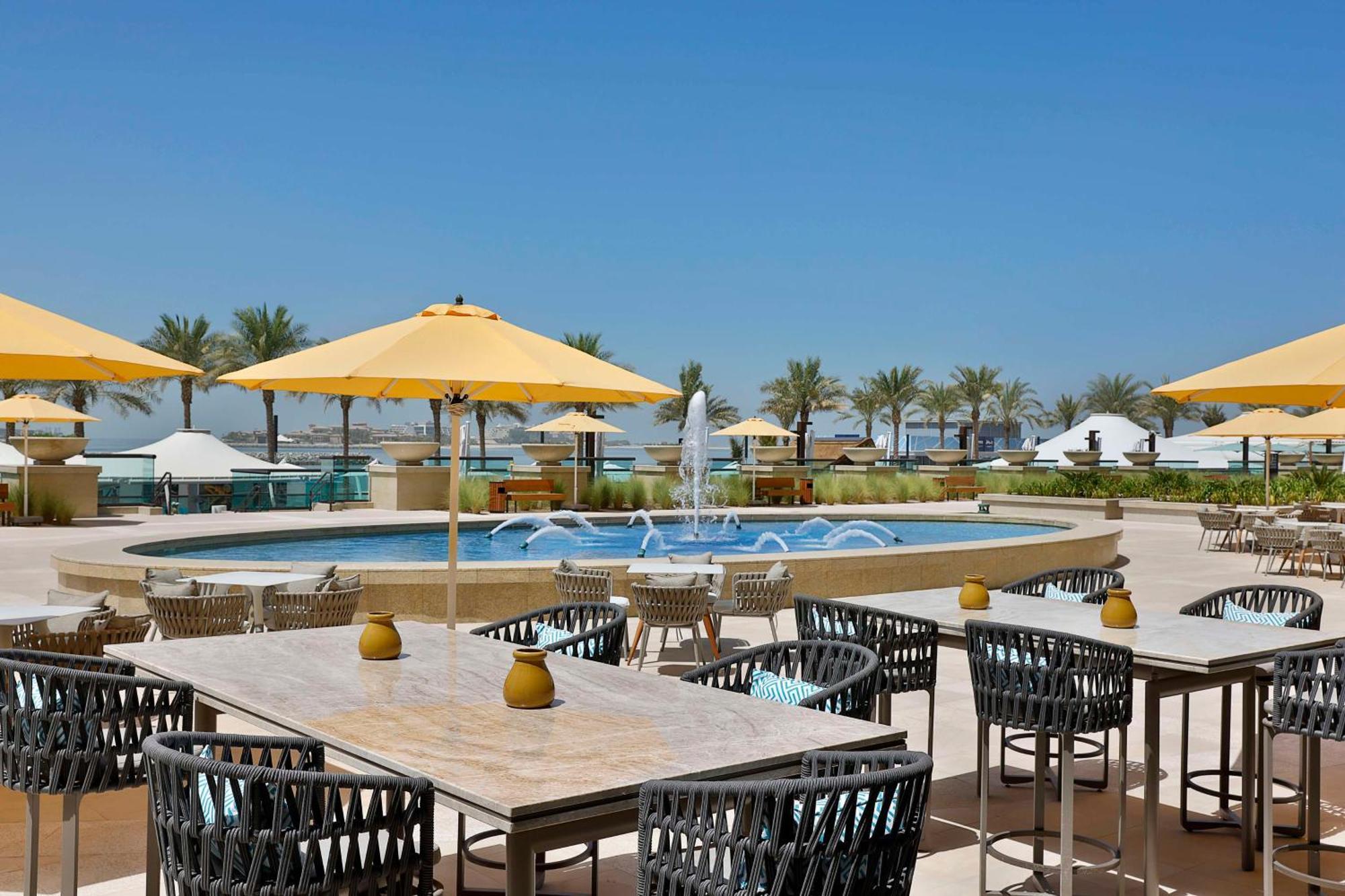 Hilton Dubai Palm Jumeirah Exterior photo