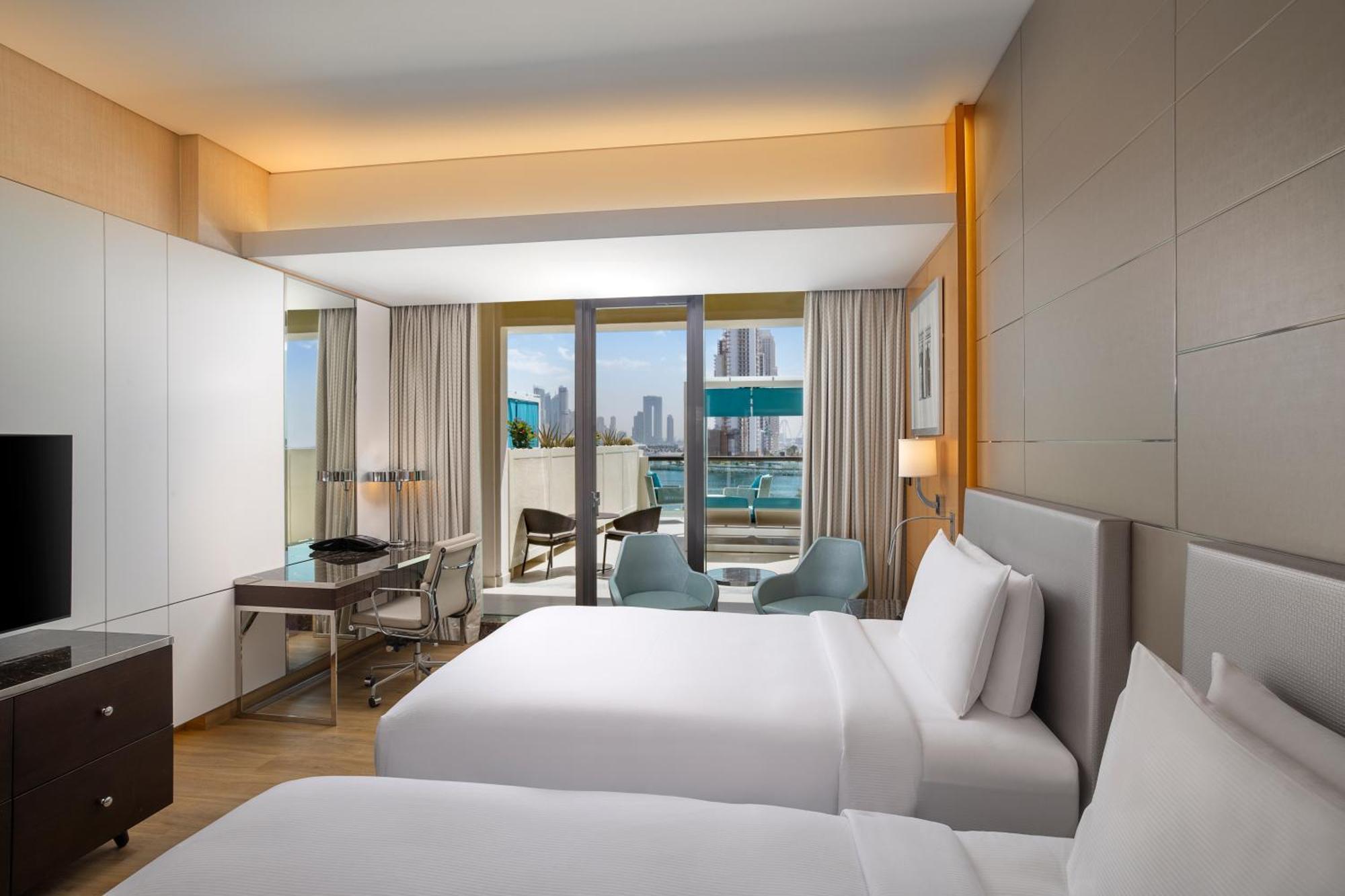 Hilton Dubai Palm Jumeirah Exterior photo