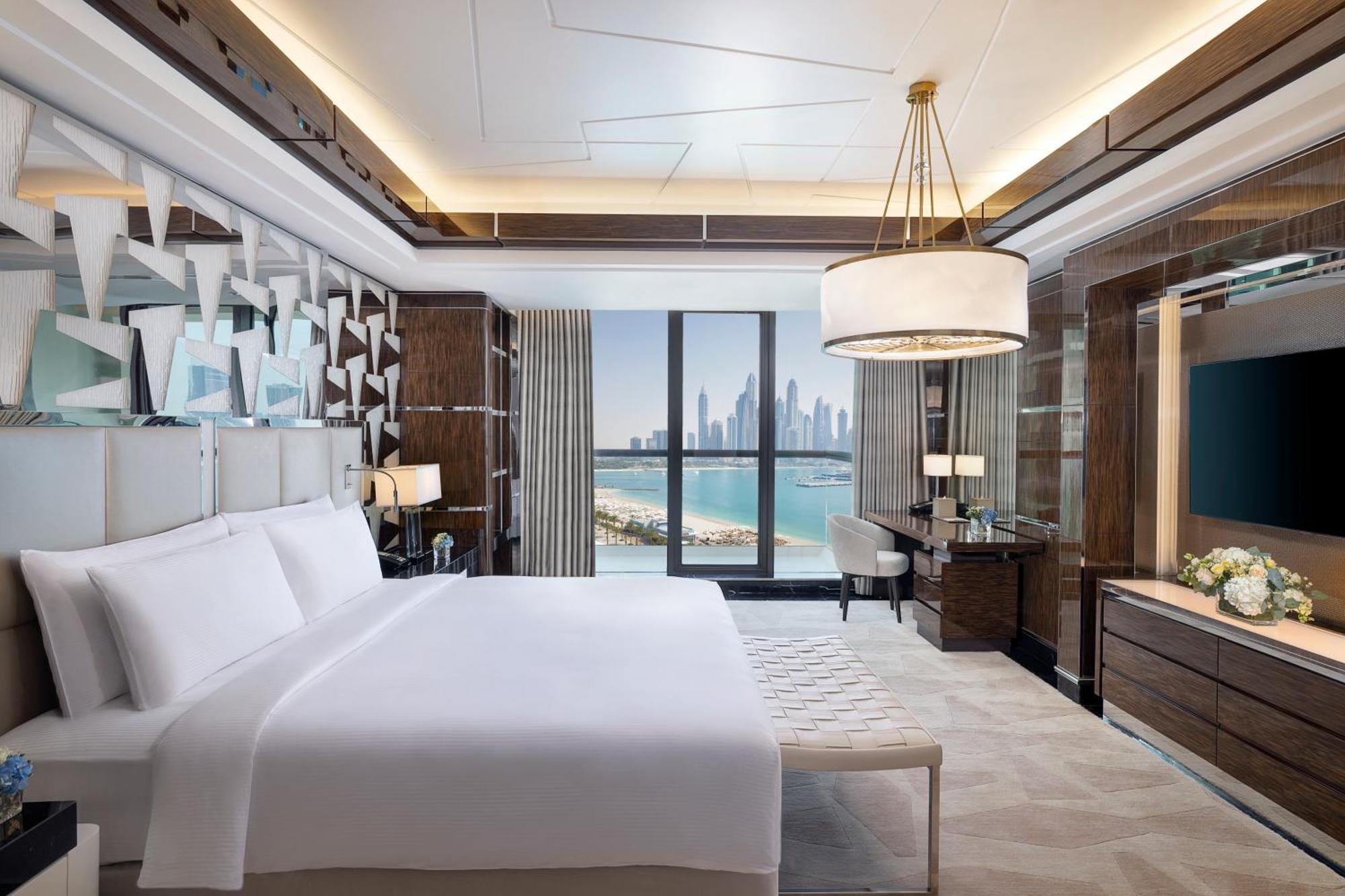Hilton Dubai Palm Jumeirah Exterior photo